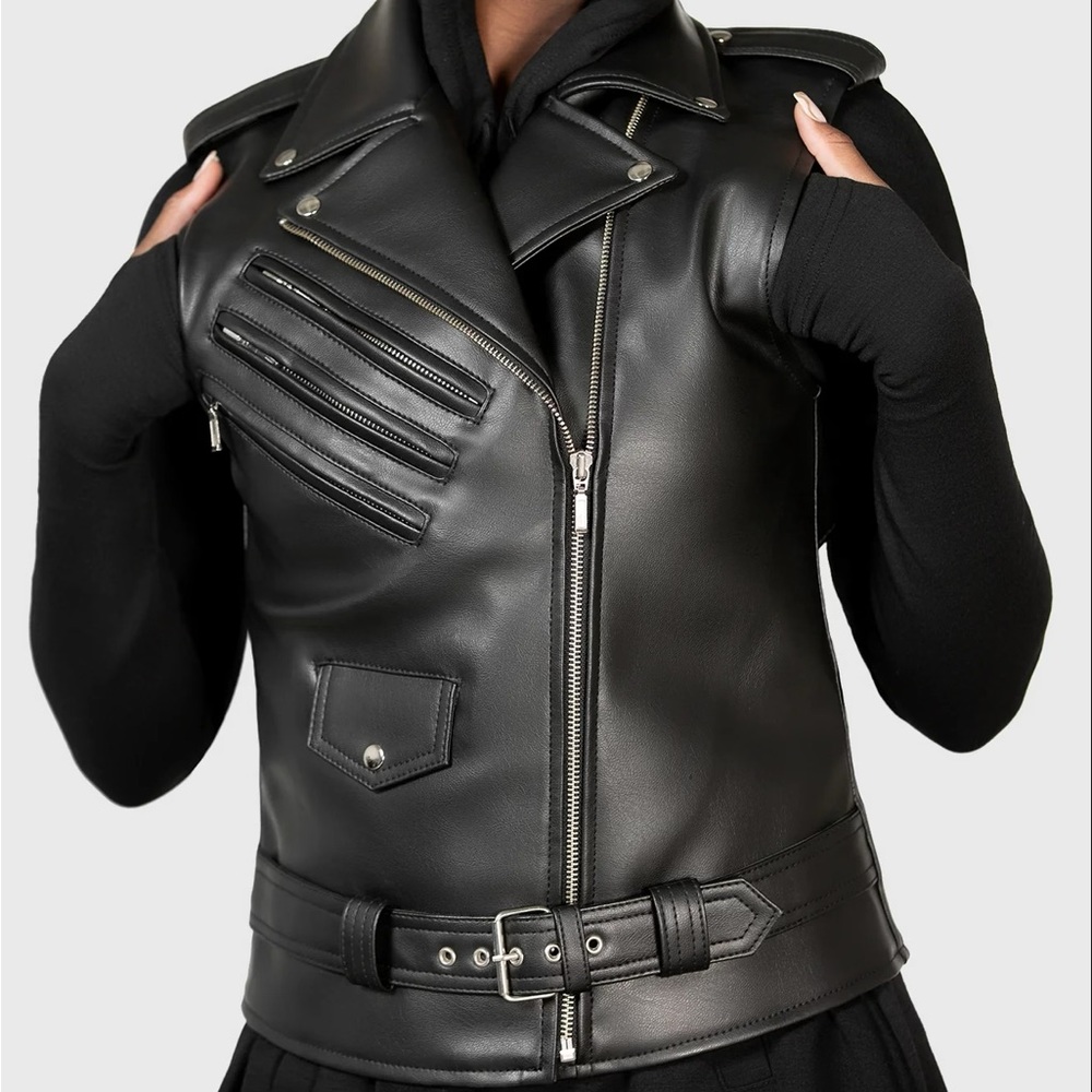 NWOT Core Leather Vest [VEGAN] - XXL / Black